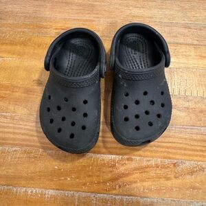 CROCS Kids Black clog Shoes C6